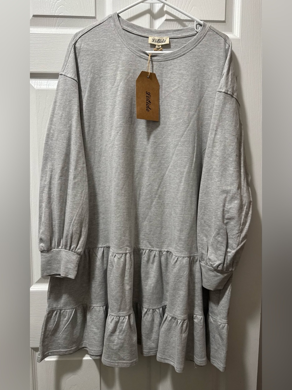 Listicle Gray Tag Sweatshirt
